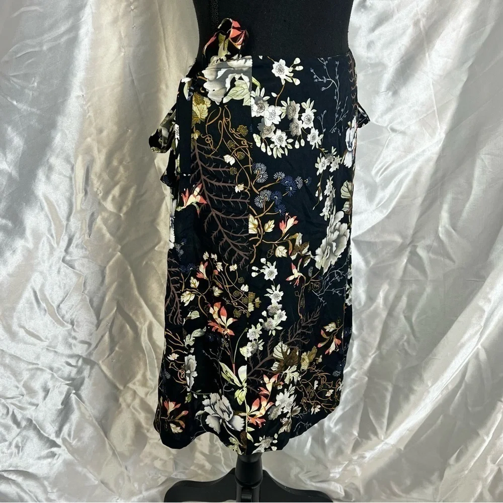 Black Floral Faux Wrap Short Skirt XS